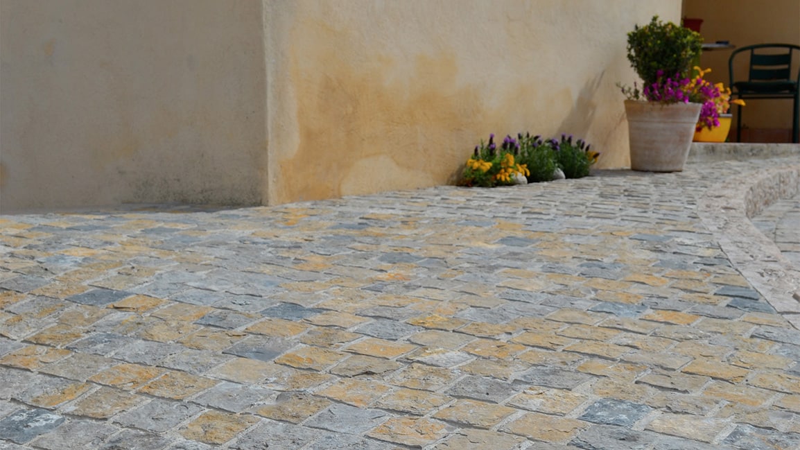 Le choix de la pierre pour une terrasse offre de nombreux avantages