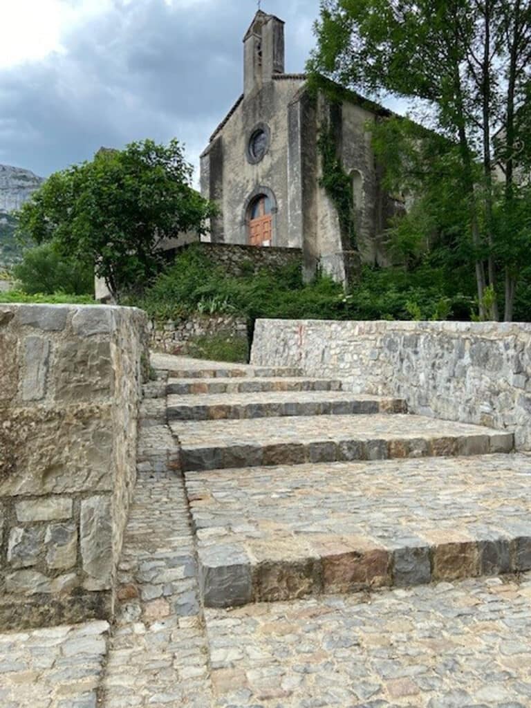 Utiliser notre pierre de Montdardier a été important pour la valorisation du hameau de Navacelles